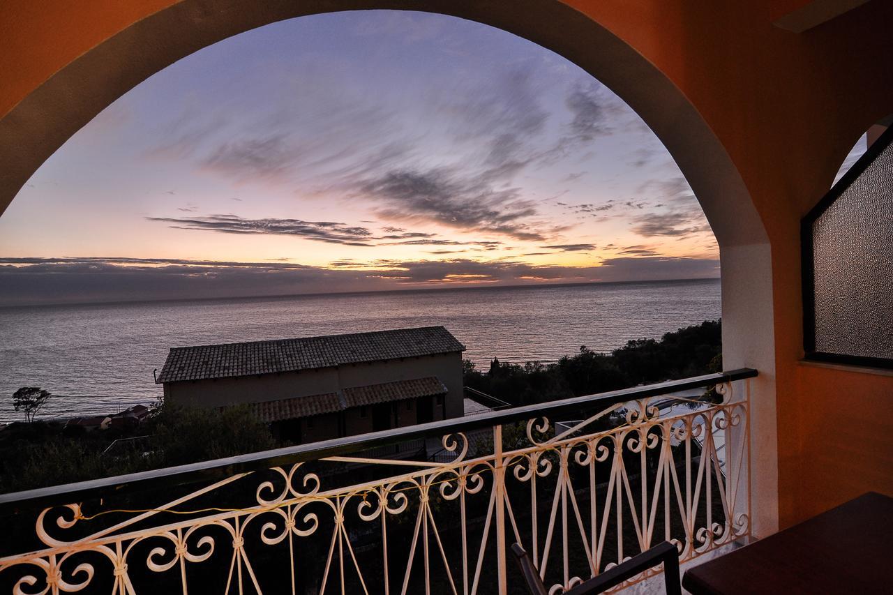 Lido Sofia Holidays Agios Gordios  Dış mekan fotoğraf