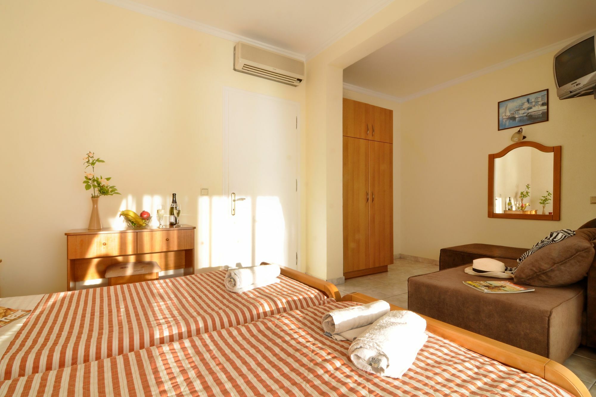 Lido Sofia Holidays Agios Gordios  Dış mekan fotoğraf